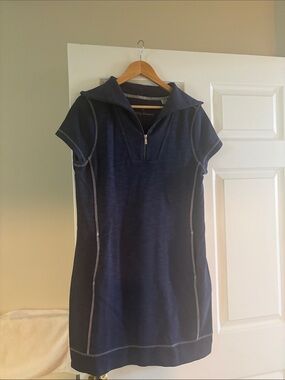 Tommy Bahama casual dress